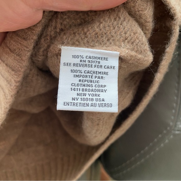 NWT Magaschoni Women's Cashmere Turtleneck Sweater - Picture 12 of 16